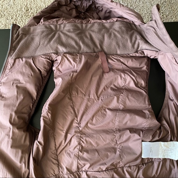 Lululemon Pack It Down Vest - Picture 5 of 10